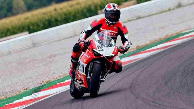 Ducati Panigale V2 - Troy Bayliss tribute