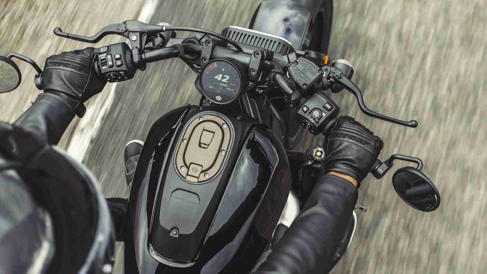 Harley-Davidson Sportster S handlebar tft screen