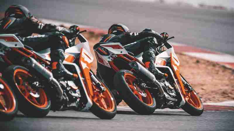 2020 KTM RC range