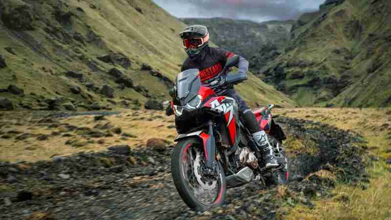 2022 Honda CRF1100L Africa Twin HD wallpaper