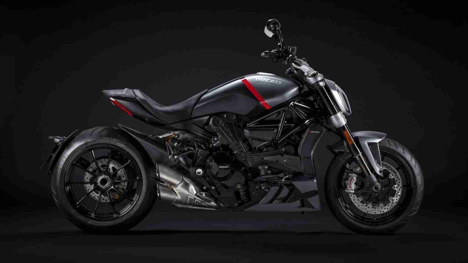 ducati diavel black star