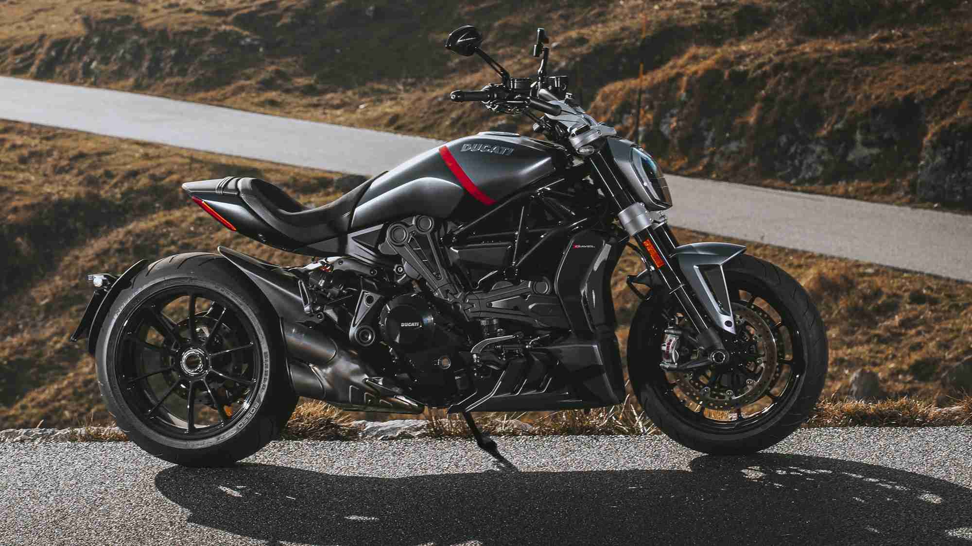 ducati diavel black star