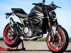 2021 Ducati Monster Plus front