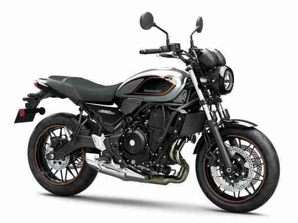 Kawasaki Z650RS Metallic Moondust Gray / Ebony