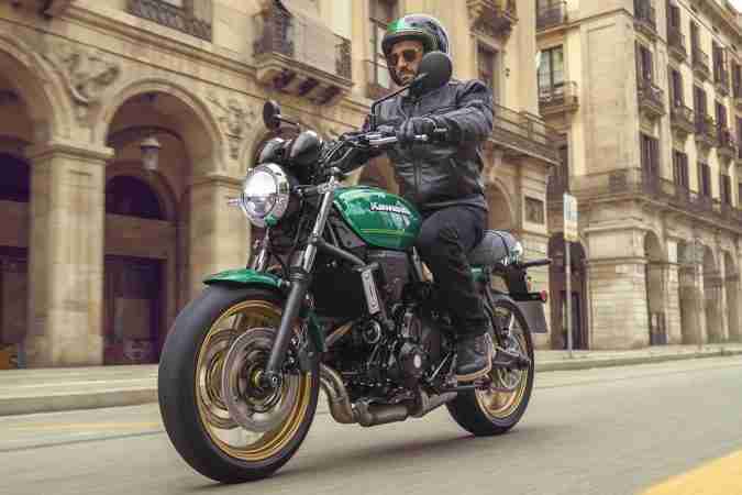 Kawasaki Z650RS wallpaper