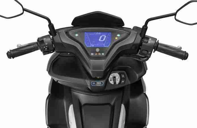 Yamaha AEROX 155 handle bar digital meter switches