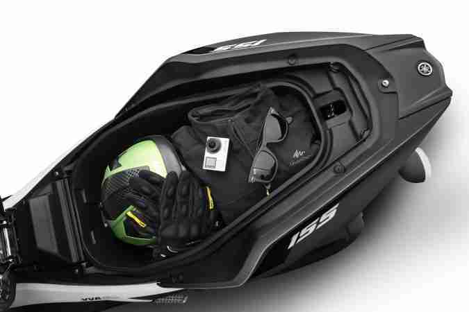 Yamaha AEROX 155 underseat space storage