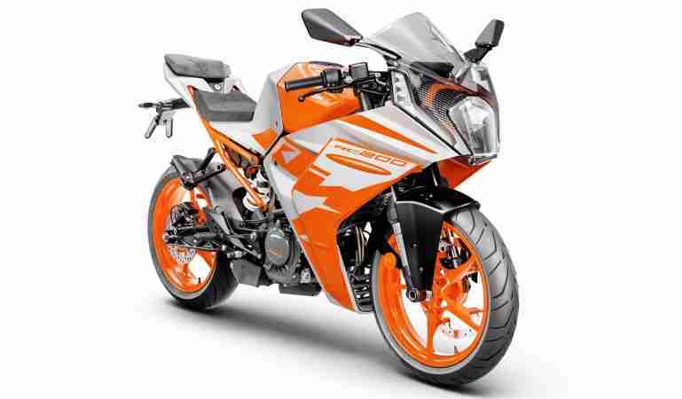 2021 KTM RC 200 headlight