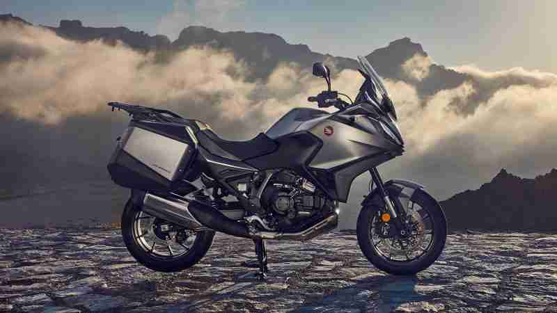 2022 HONDA NT1100