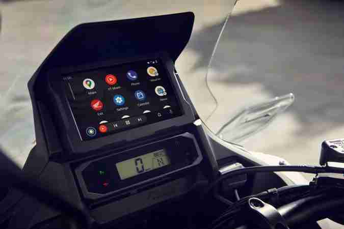 2022 HONDA NT1100 TFT screen