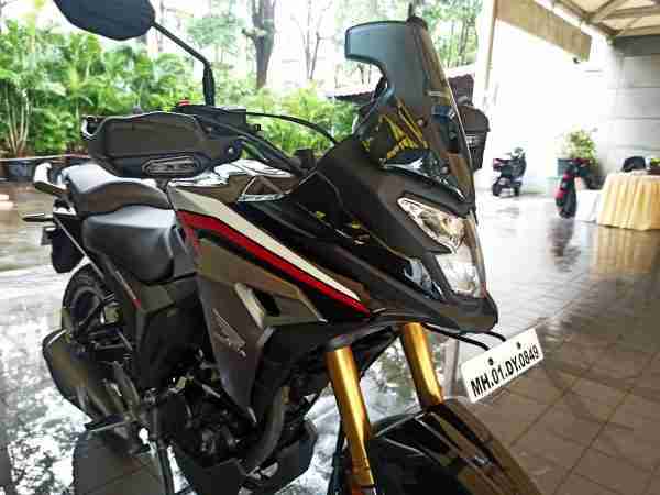 Honda CB200X Black front faring