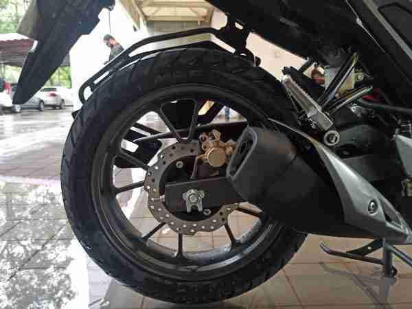 Honda CB200X back disc and silencer