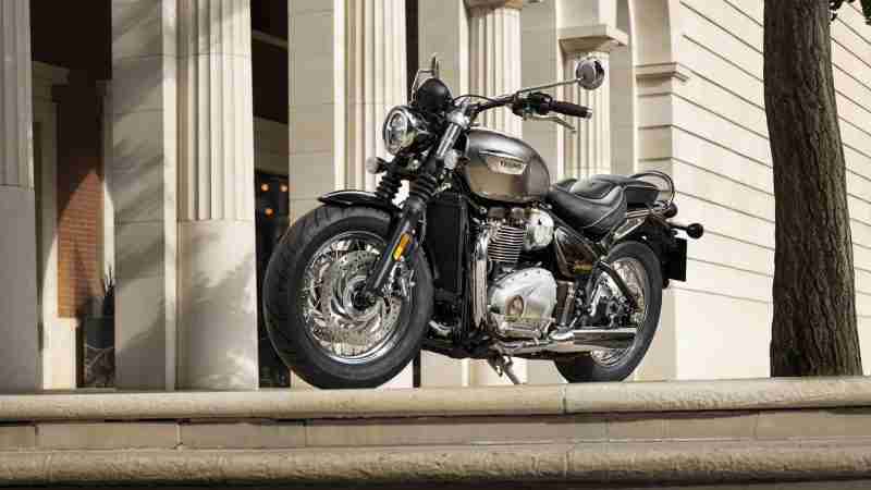 Special Edition Speedmaster Gold Line