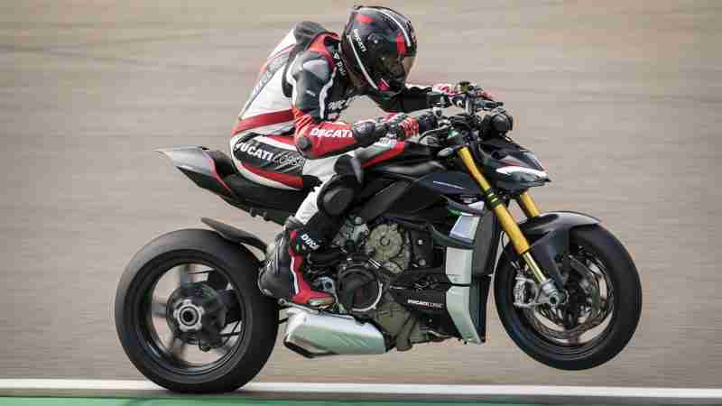 2022 Ducati Streetfighter V4 SP