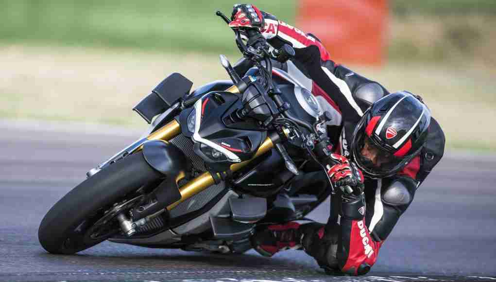 2022 Ducati Streetfighter V4 SP
