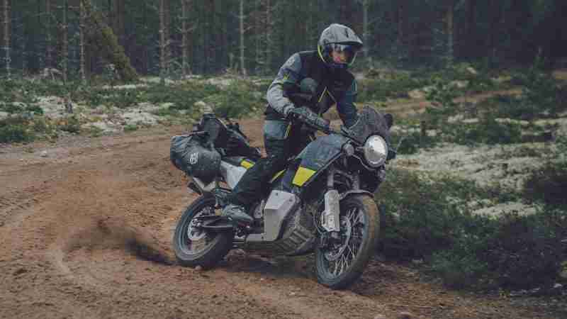 2022 Husqvarna Norden 901