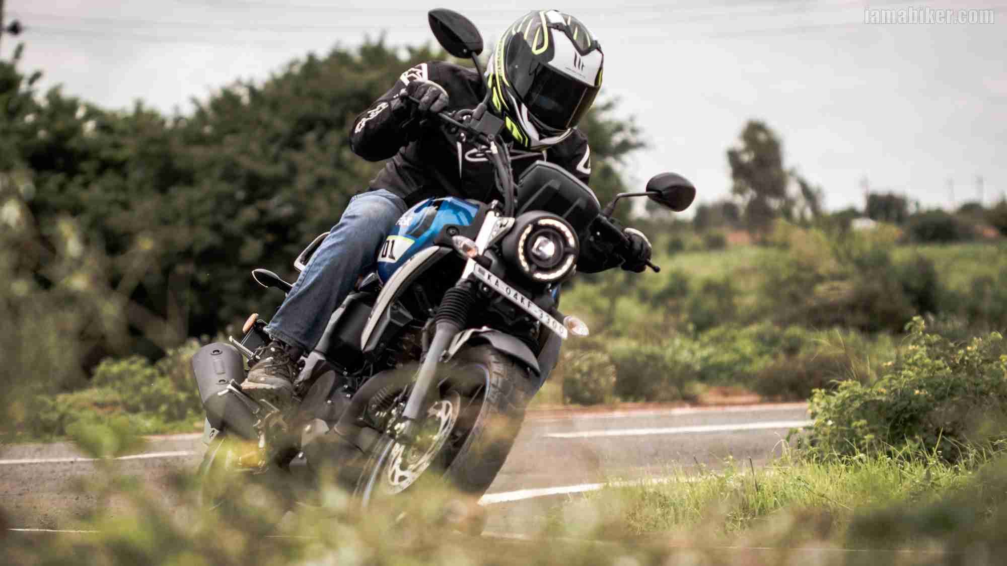 Review Yamaha FZ-X
