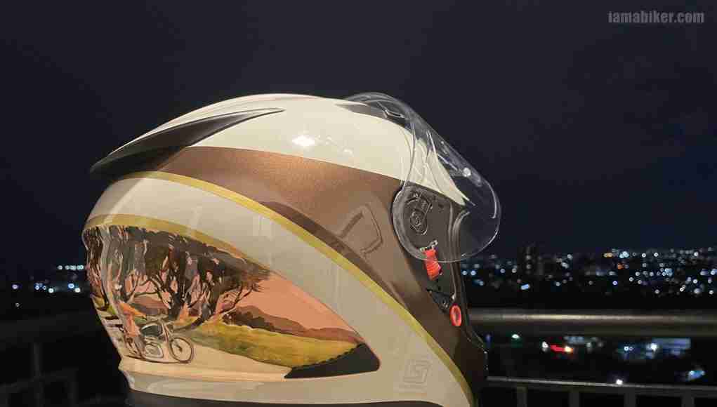 'The Picnic Special' Limited Edition helmet from Royal Enfield