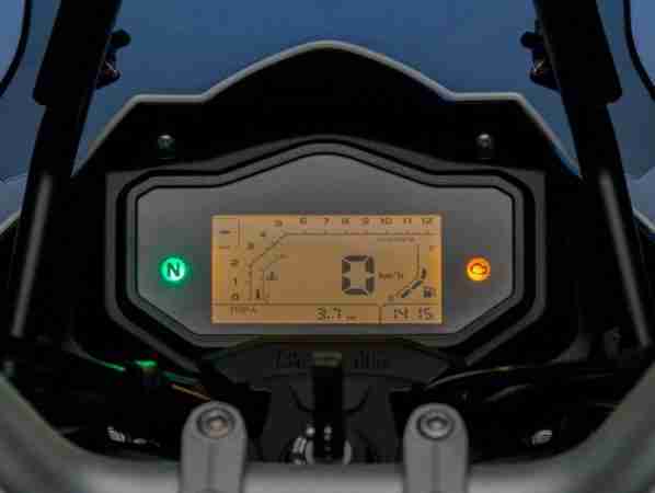 Benelli TRK 251 digital meter