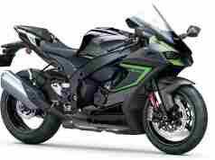 Kawasaki launches 2022 Ninja ZX-10R at INR 15.14 lakh