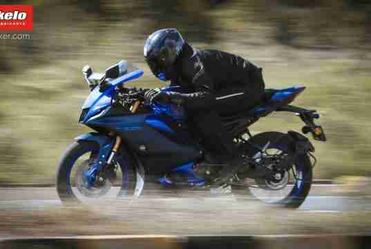 Yamaha R15 V4 HD wallpapers