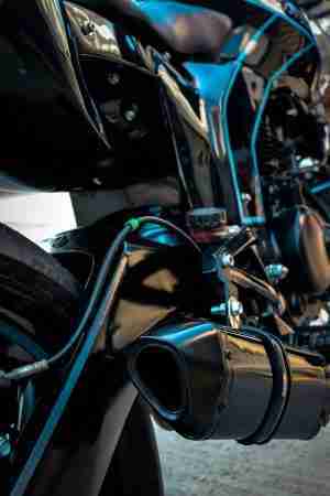 Custom modified Pulsar 220F by Renovatio Motor Works