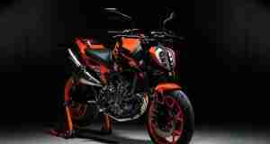 2022 KTM 890 Duke GP