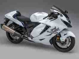 Suzuki Hayabusa gets Akrapovic silencers Performance pack