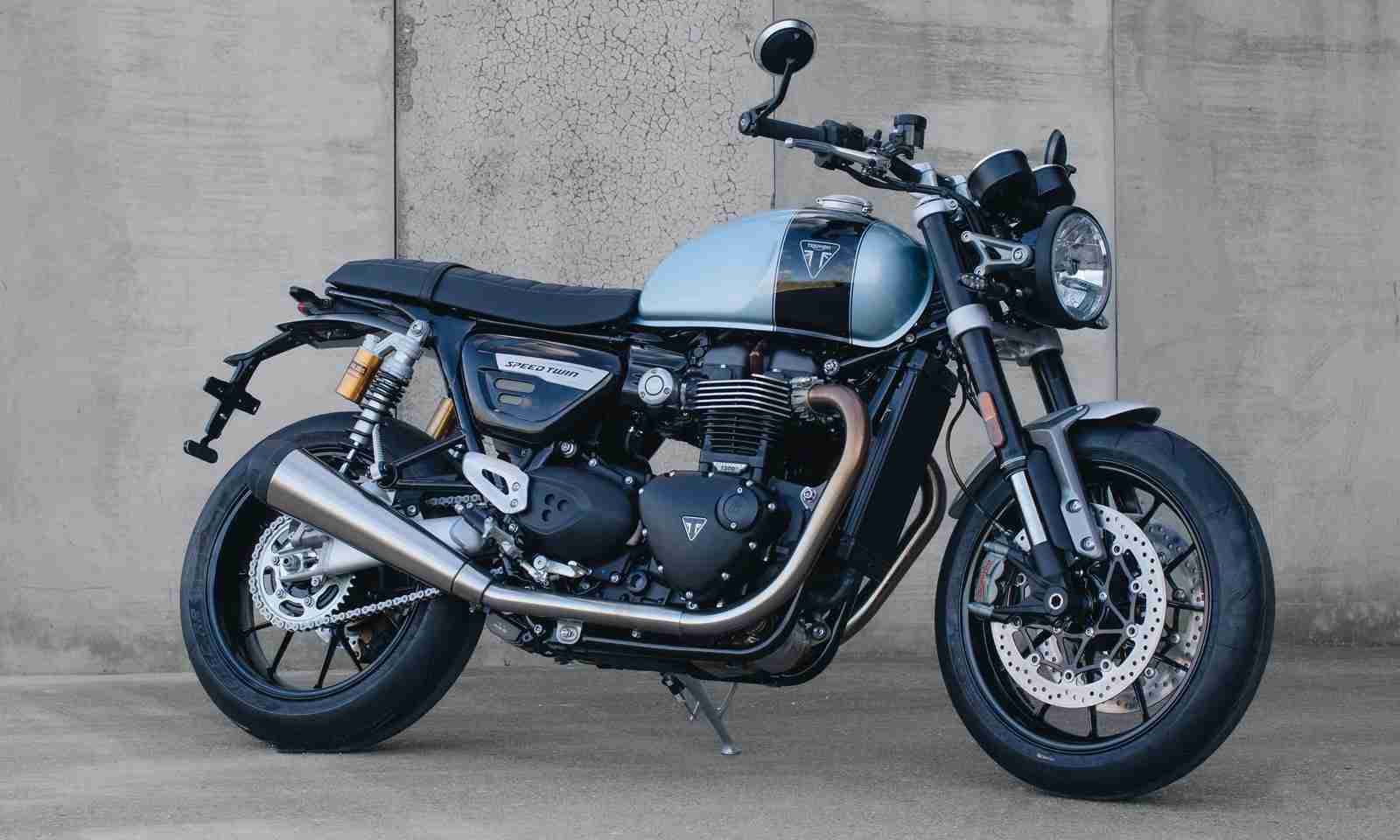 Triumph Speed Twin Breitling limited edition