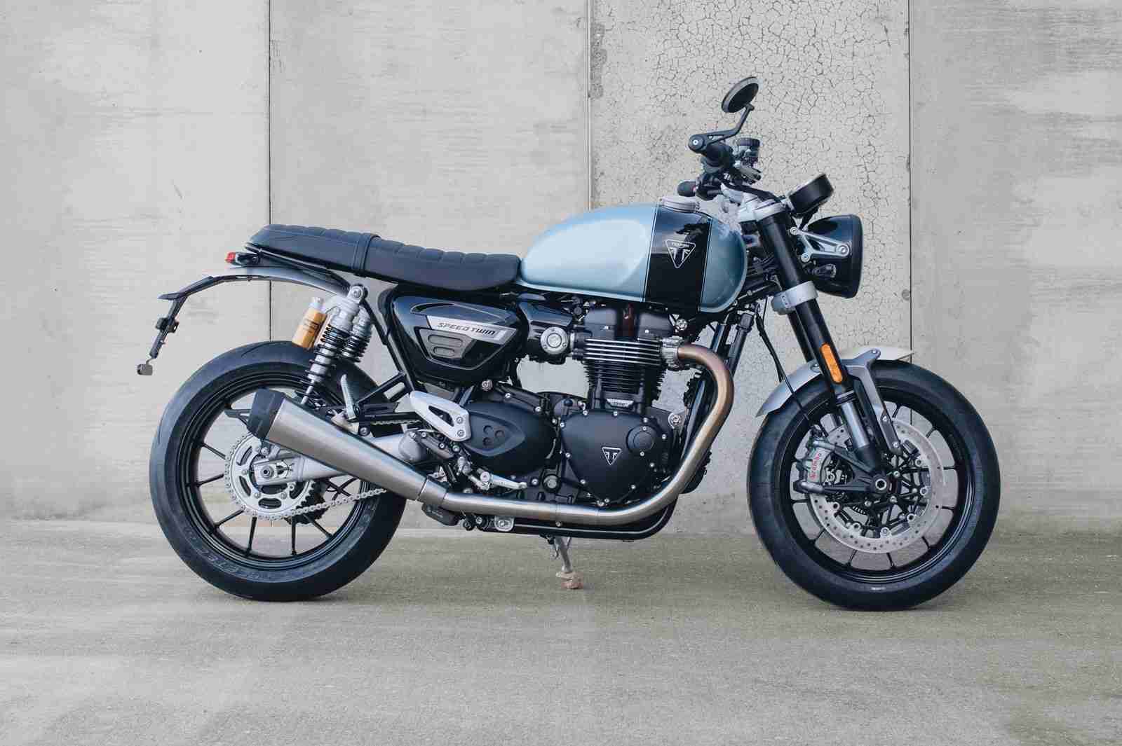 Triumph Speed Twin Breitling limited edition