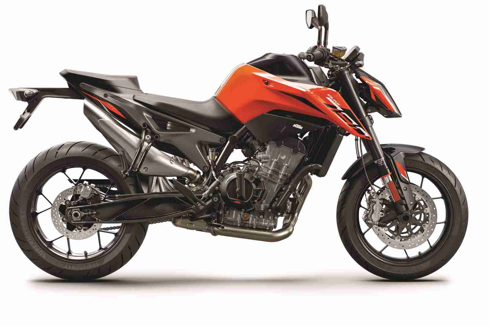 2022 KTM 790 DUKE Orange