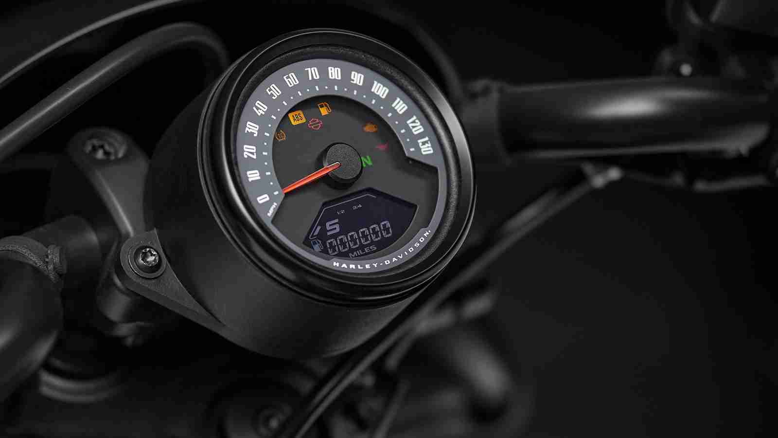 Harley Davidson Nightster meter console