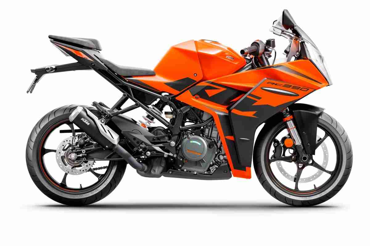2022 KTM RC 390 Orange colour option