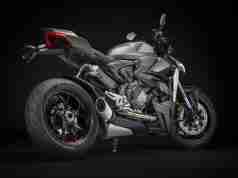 Ducati Streetfighter V2 gets new matt metallic green colour