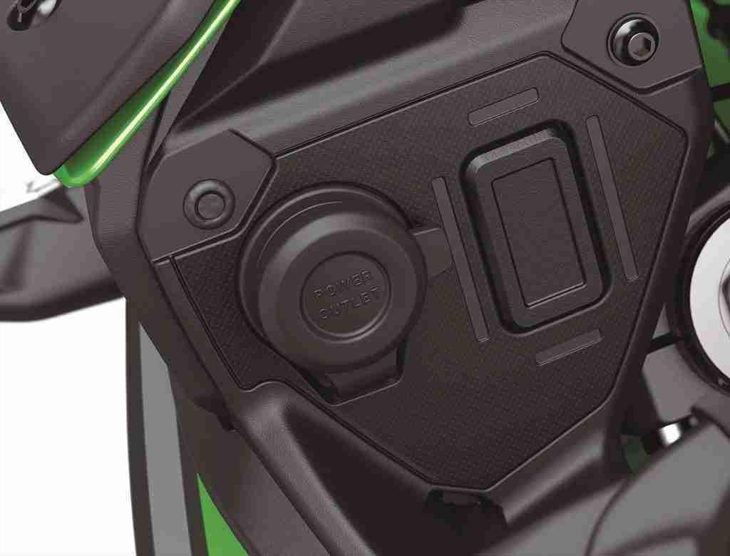 Updated Versys 650 accessory power outlet