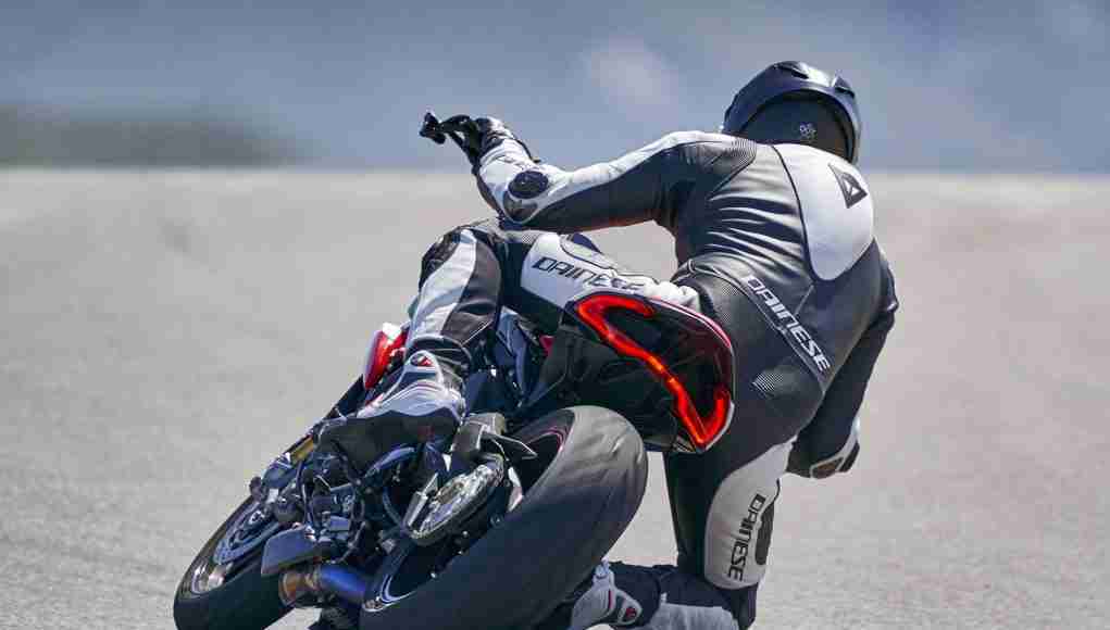 2022 MV Agusta DRAGSTER RC