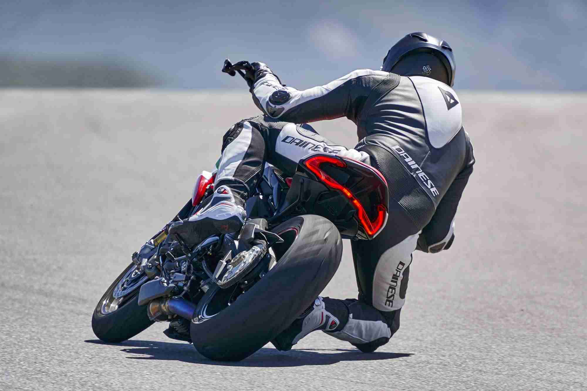 2022 MV Agusta DRAGSTER RC