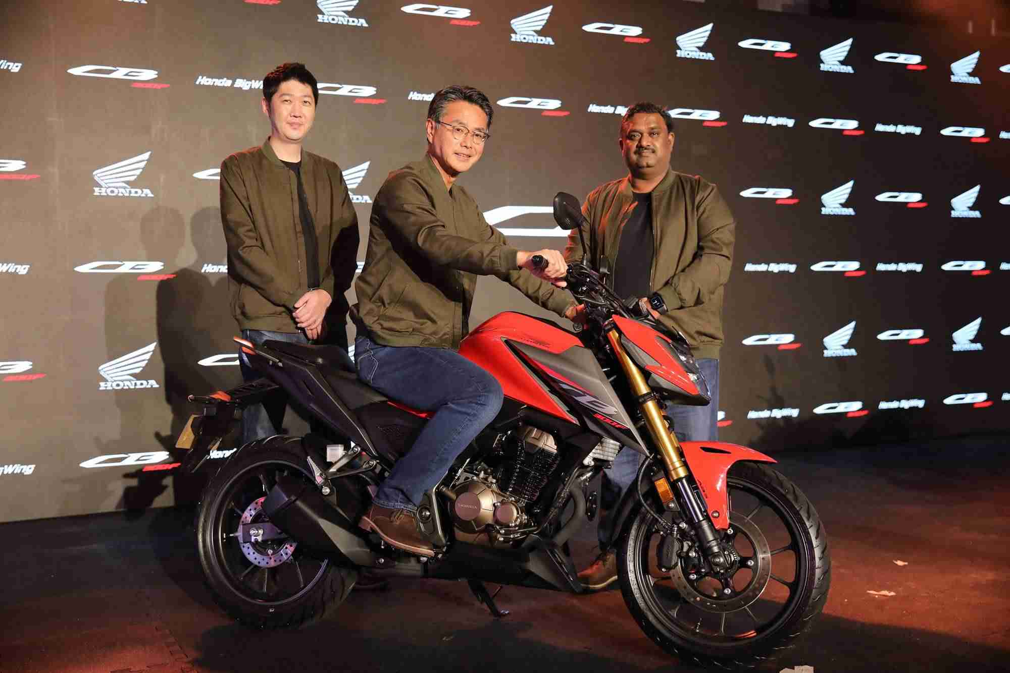 Honda CB300F launched; Priced at 2.25 lakh