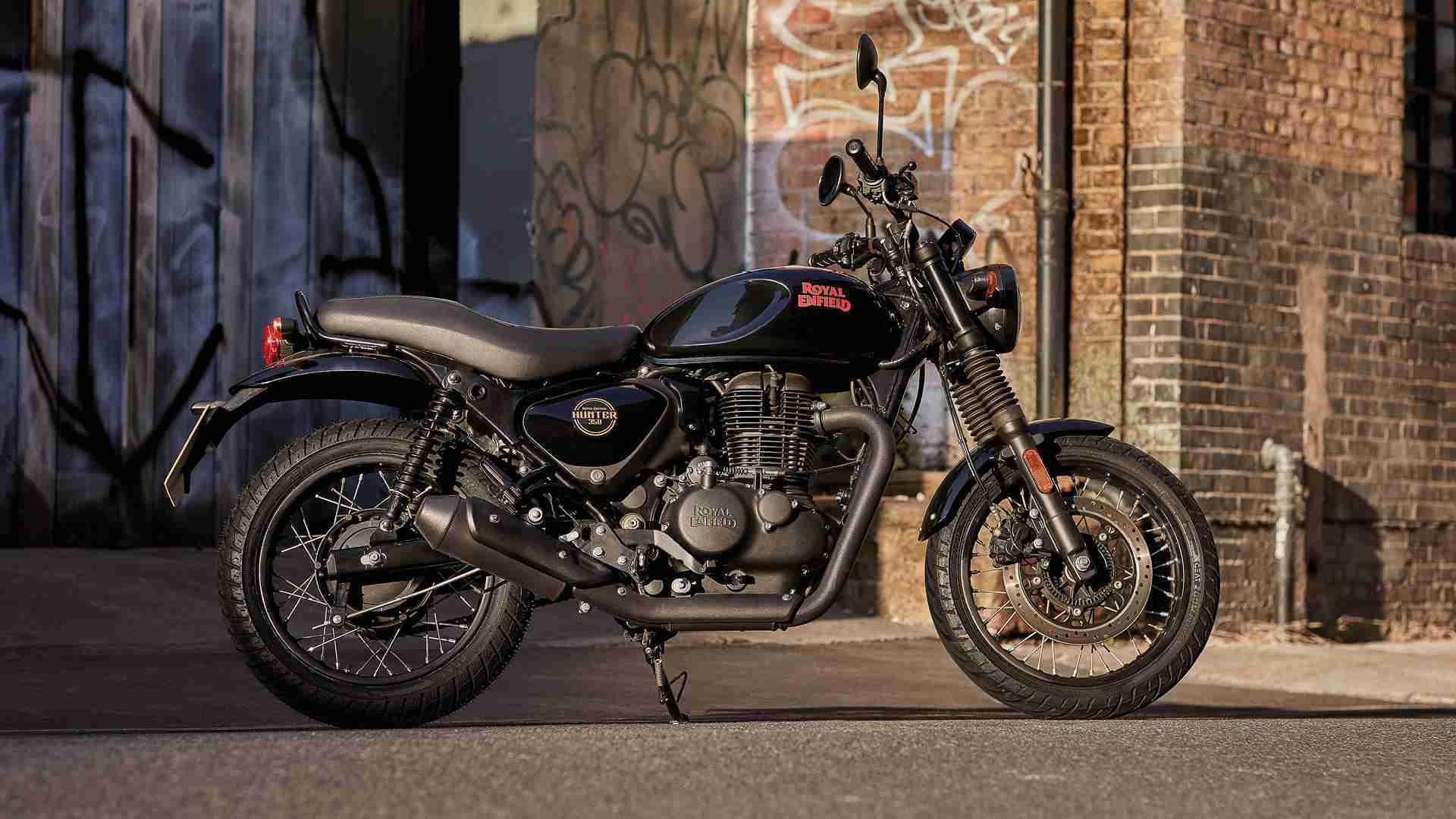 Hunter 350 Retro Black