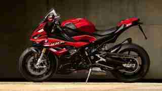 2023 BMW S1000RR in Red wallpaper
