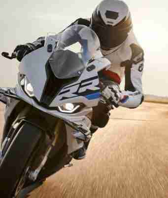 2023 BMW S1000RR in wallpaper