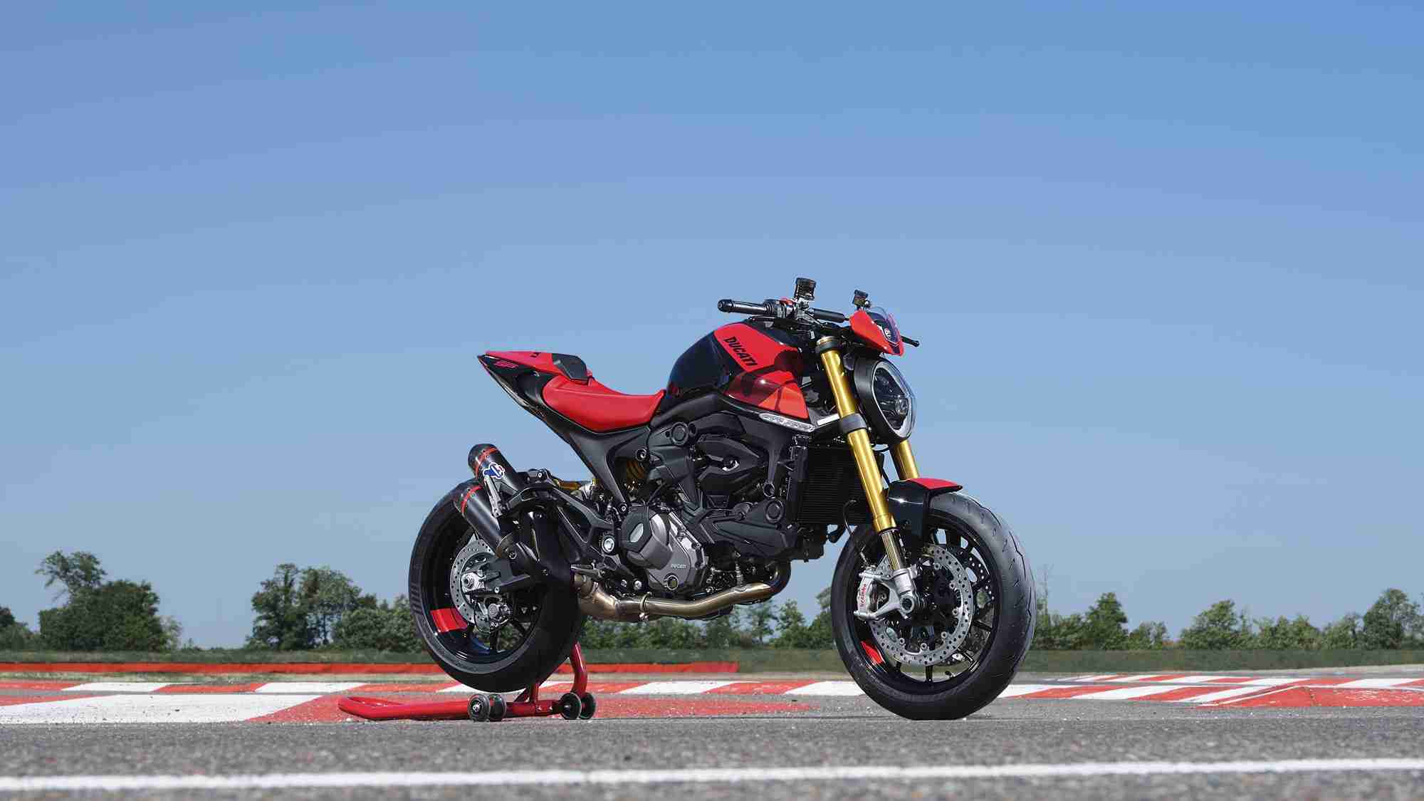 2023 Ducati Monster SP wallpaper
