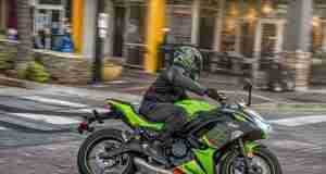 2023 Ninja 650 Lime Green Ebony