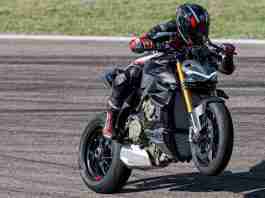 Ducati Streetfighter V4S 2023