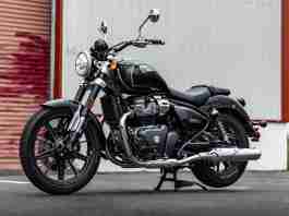 Super Meteor 650 HD wallpaper