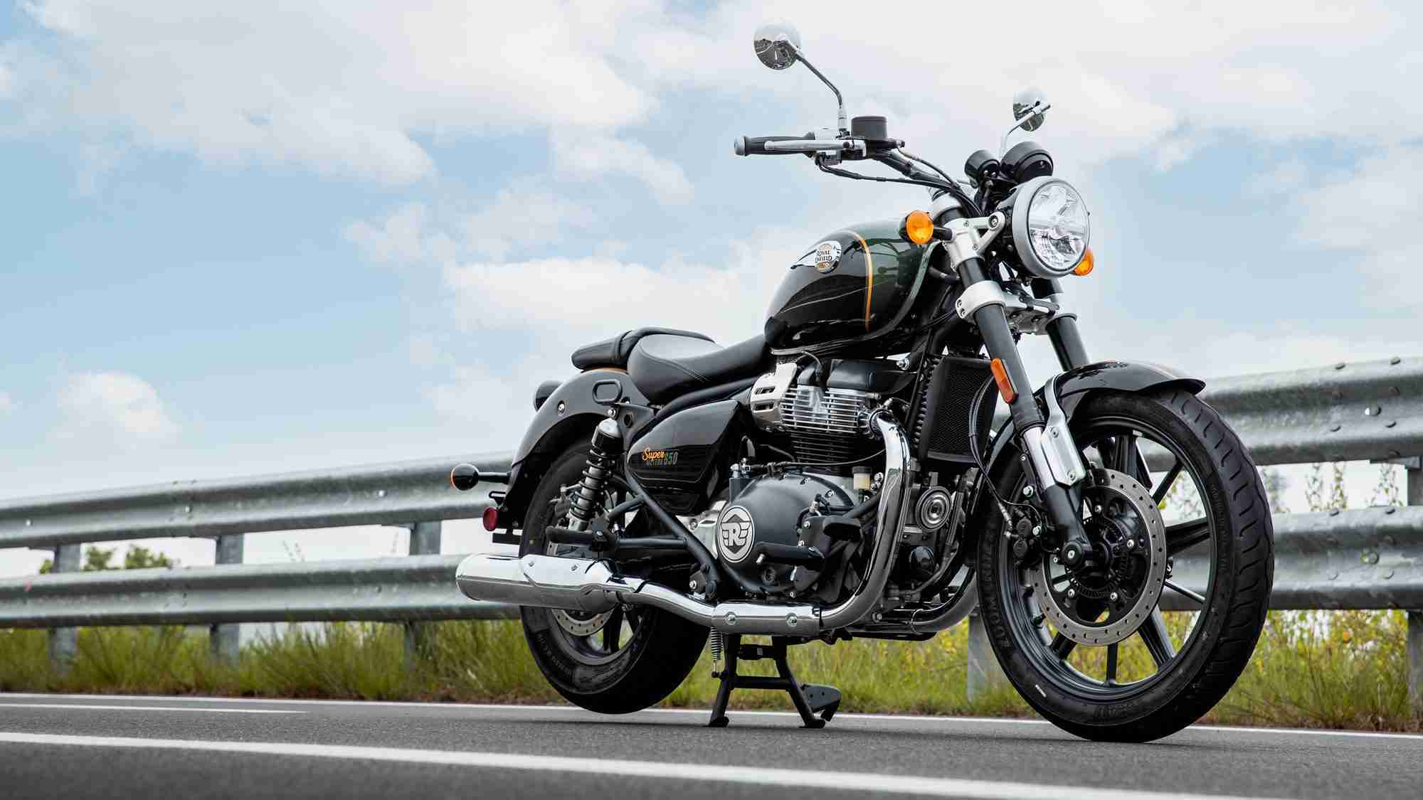 Super Meteor 650 Interstellar Green