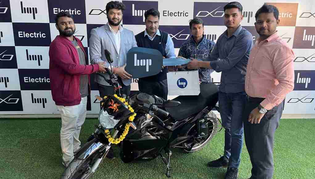 HOP Electric OXO e-motorcycle