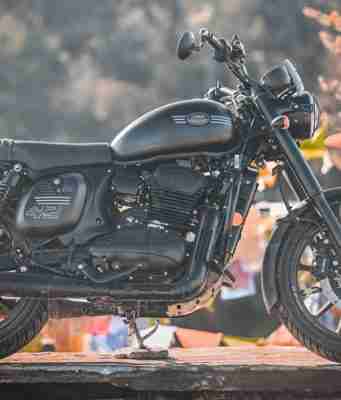 Jawa 42 Tawang Limited Edition
