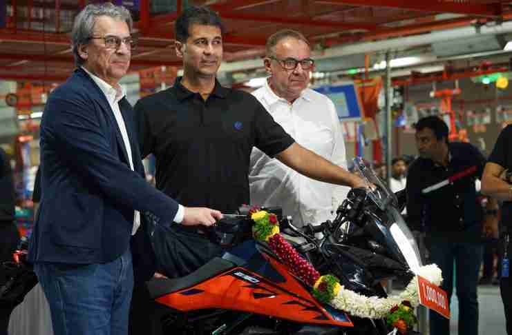 KTM-Bajaj rolls out 1 millionth KTM