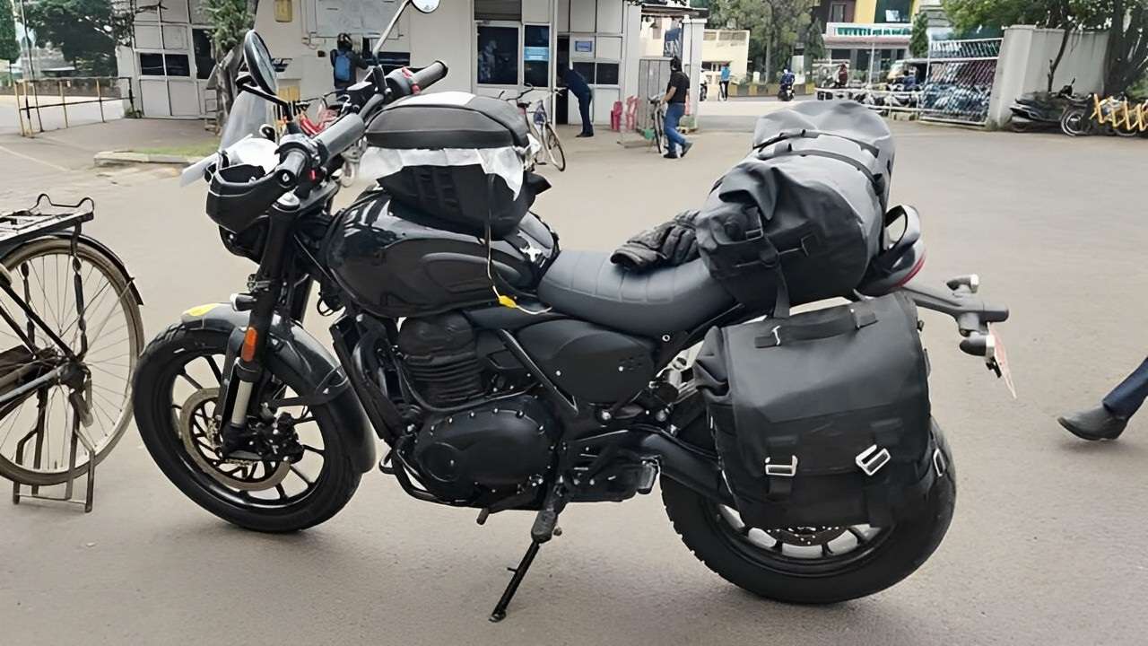 Bajaj Triumph bike under development